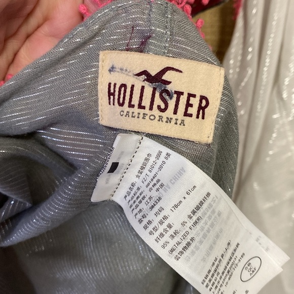 HOLLISTER INFINITE SCARF BUNDLE - Picture 3 of 3